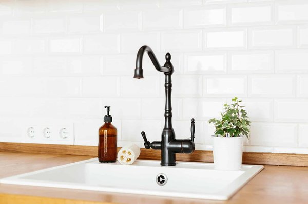 Robinet salle de bain : la technologie et l'innovation liées à cet élément